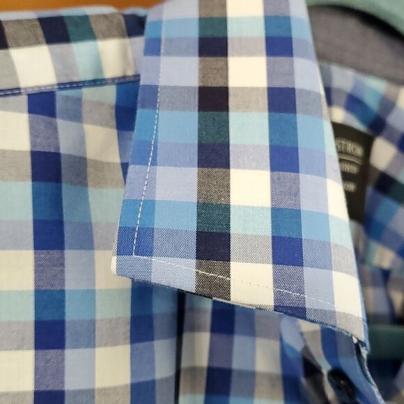 NORSTROM mens dress‎ shirt blue plaid. Trim fit size 15. Great condition. - Picture 3 of 9